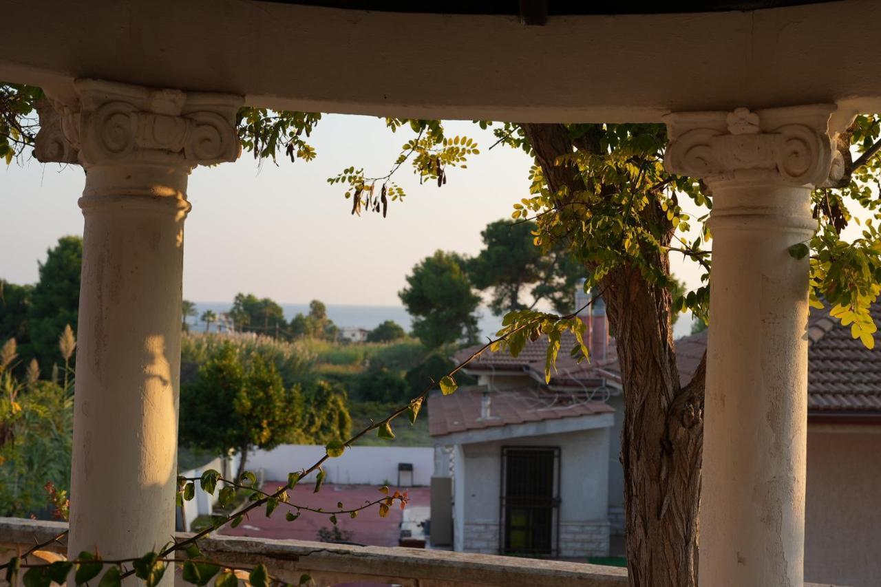 Villa Ada Leporano Bagian luar foto