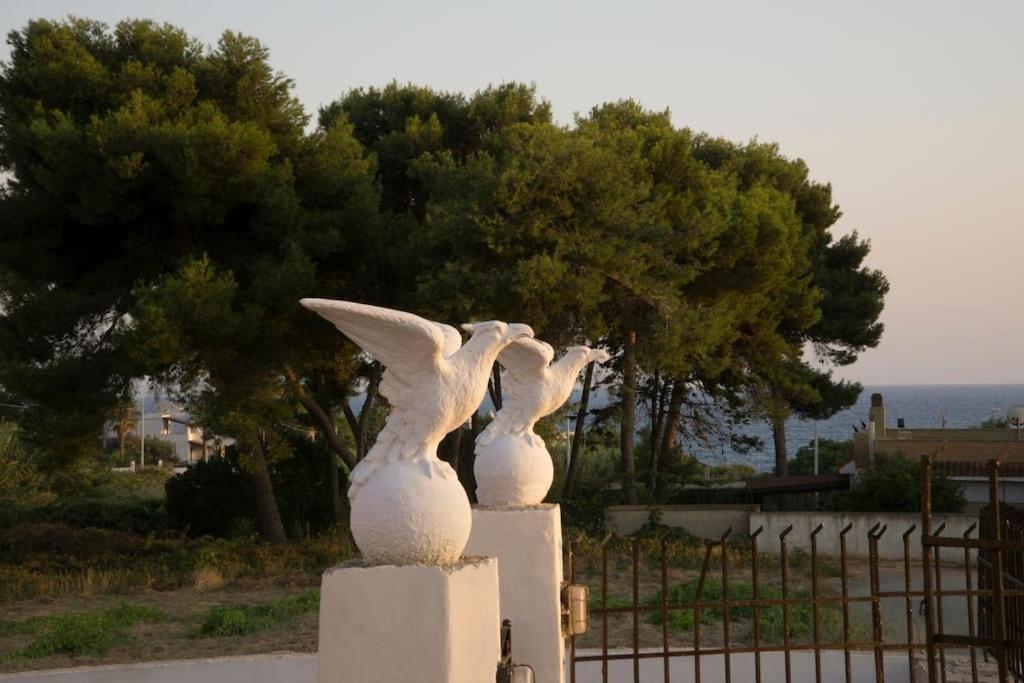Villa Ada Leporano Bagian luar foto