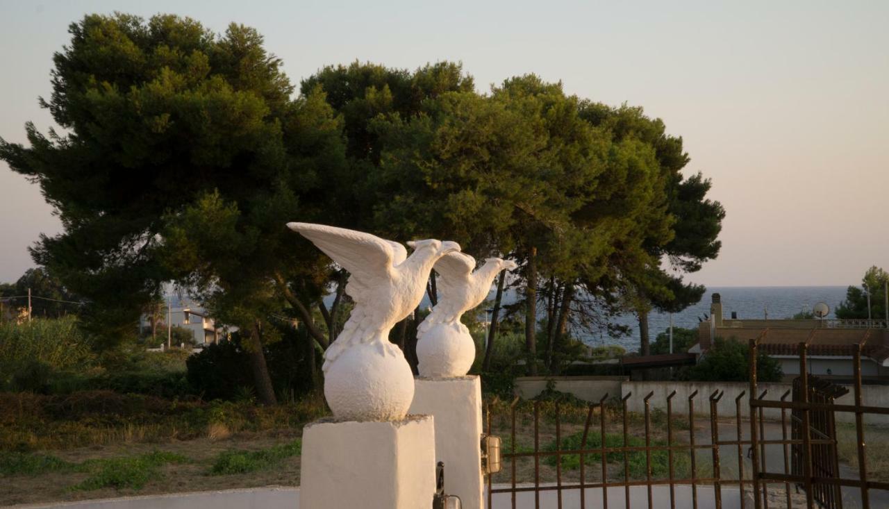 Villa Ada Leporano Bagian luar foto