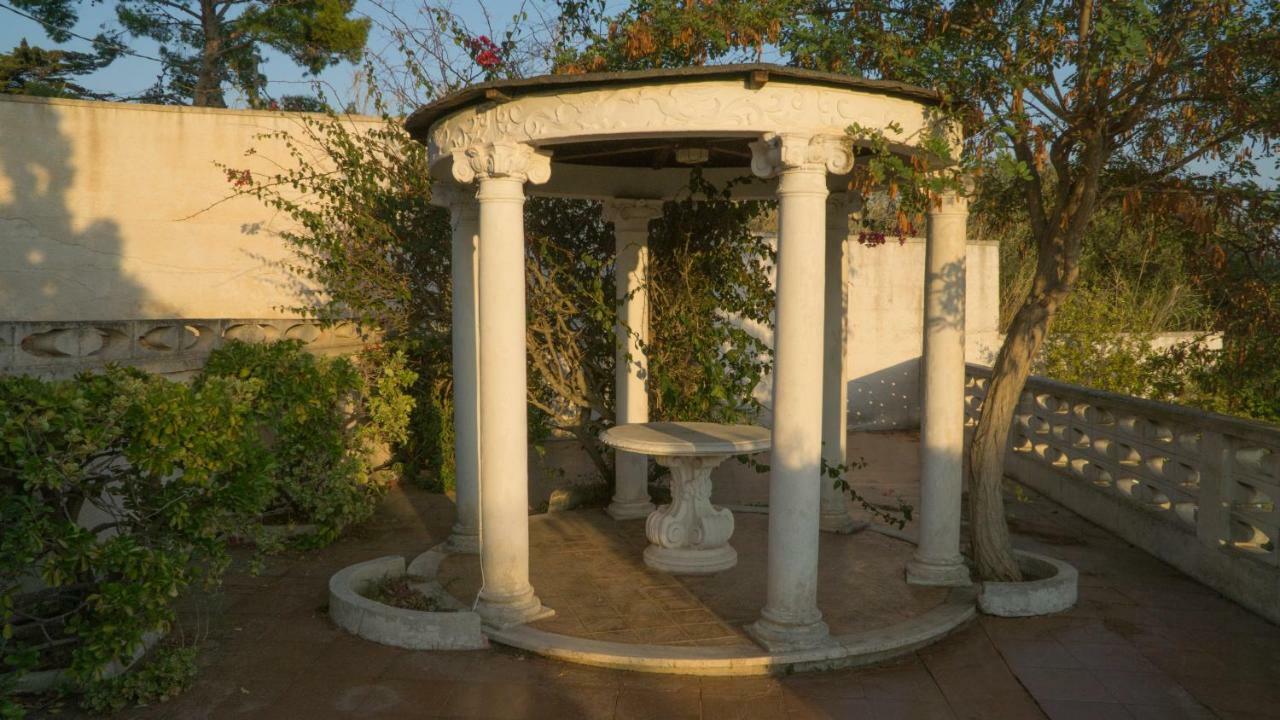 Villa Ada Leporano Bagian luar foto